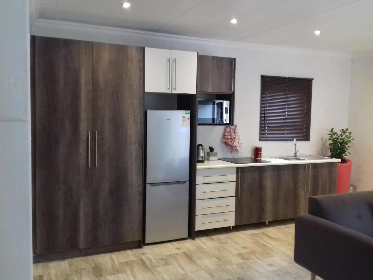 Gasthuis Mayberrypark Guest Alberton